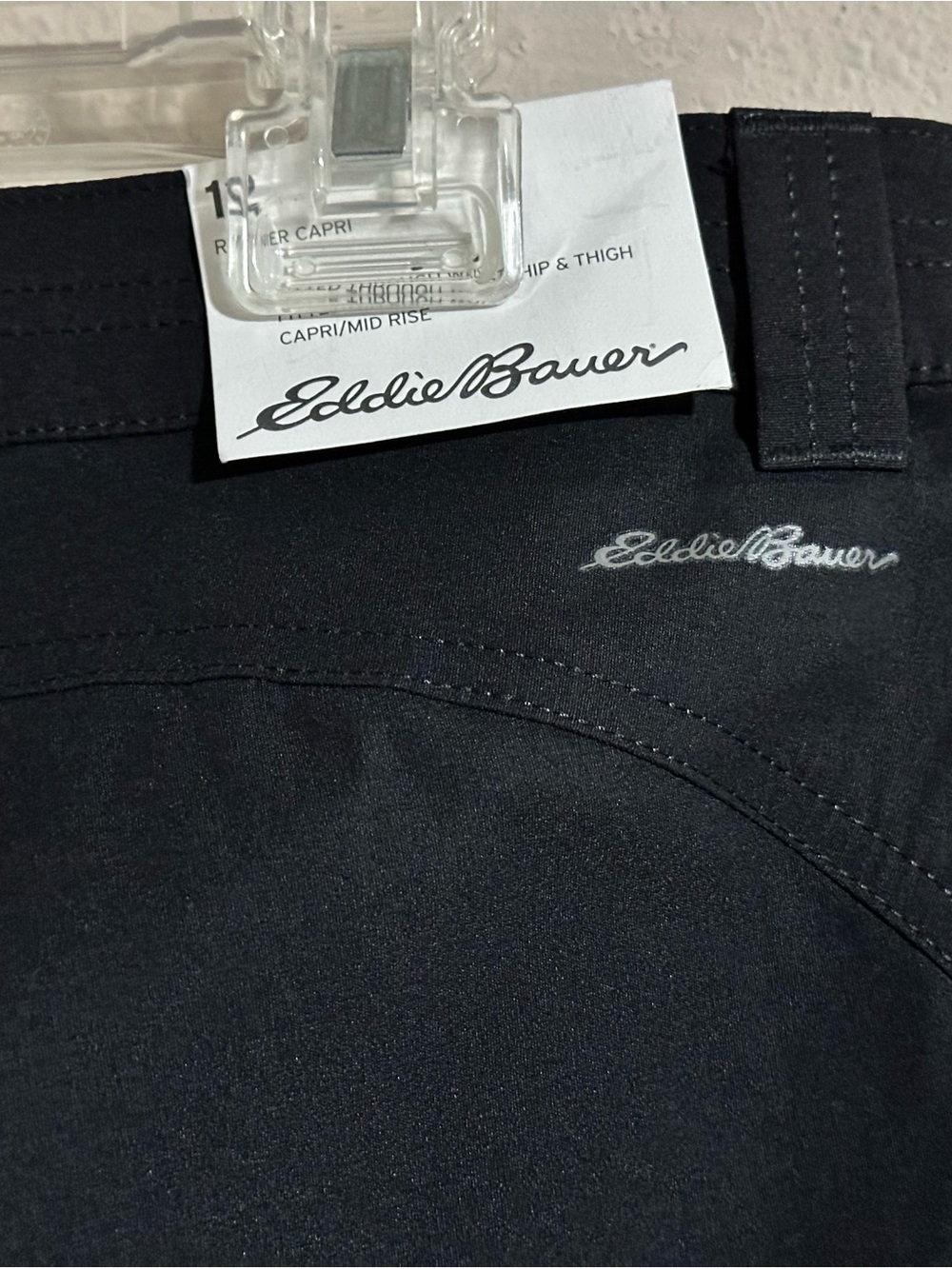 Eddie Bauer Black Women's Rainer Capri Mid-Rise Performance Stretch-NWT - Picture 8 of 9